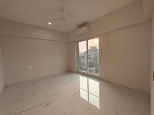 Room in 3 BHK Apartment at Chembur – for Rent