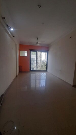 1 BHK Apartment For Sale in Apna Ghar CHS, Malad East