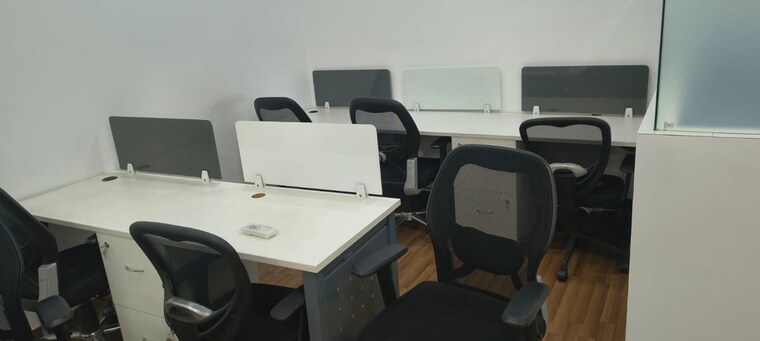 Team Area, sector 6 Commercial Office Space 1200 Sq.Ft. In Sector 6 Noida 10517908