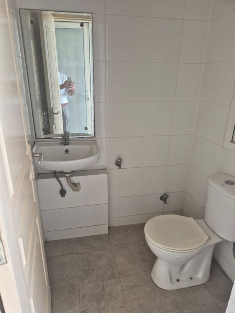 Bathroom, mahindra-aura 2 Bedroom 1198 Sq.Ft. Apartment In Sector 110a Gurgaon 10517881