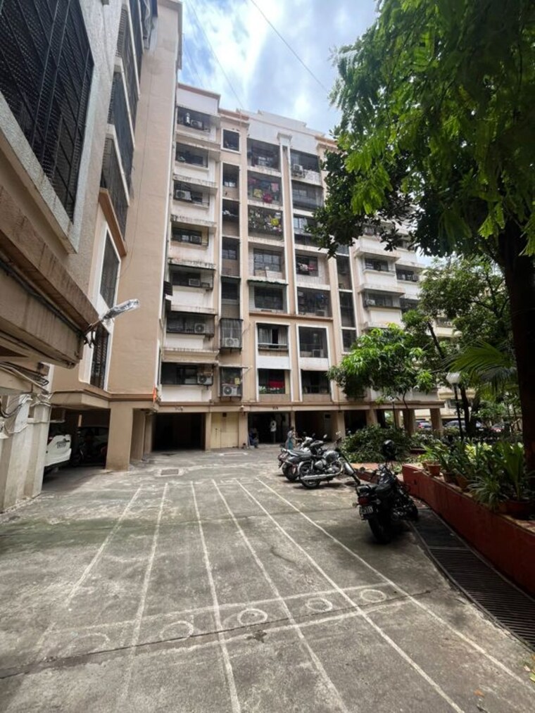 Exterior View, lokhandwala-infrastructure-spring-leaf 2 Bedroom 750 Sq.Ft. Apartment In Kandivali East Mumbai 10517919