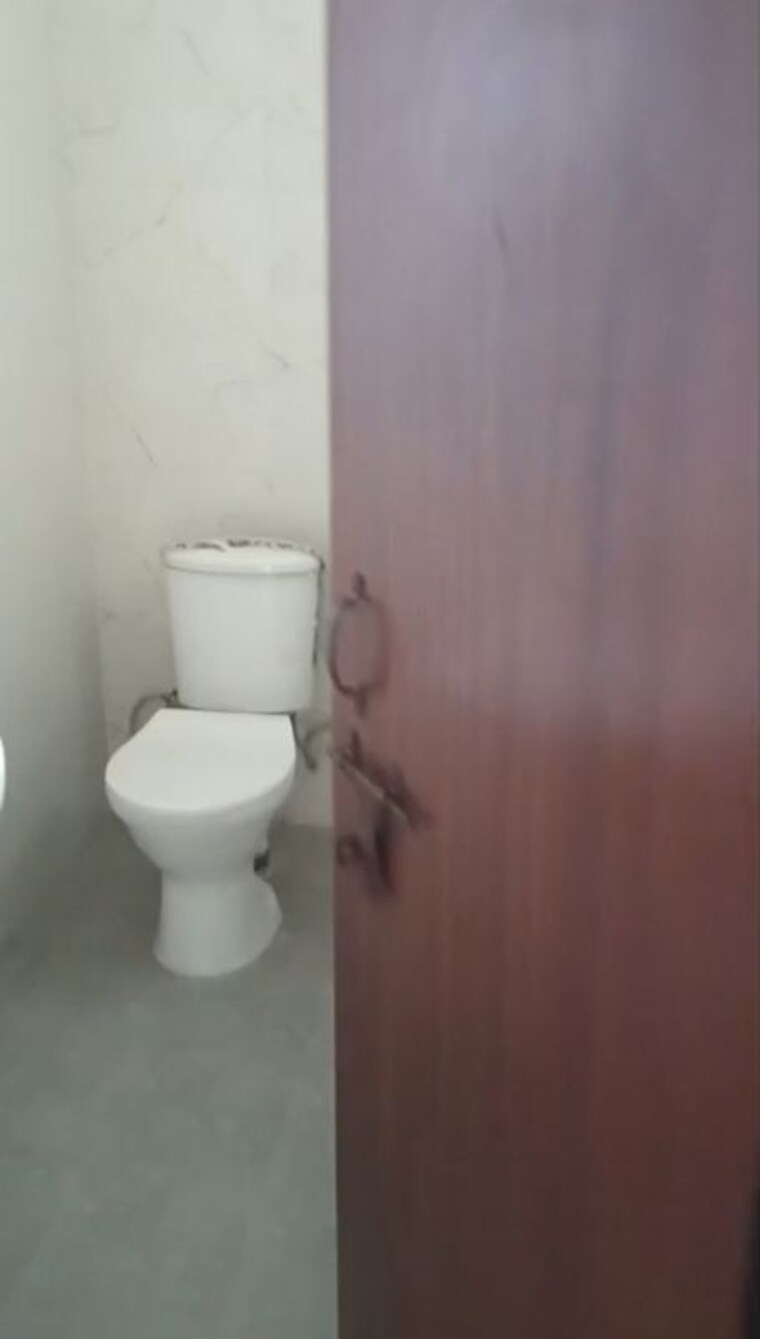 Bathroom, adore-samriddhi 2 Bedroom 444 Sq.Ft. Apartment In Sector 89 Faridabad 10517954