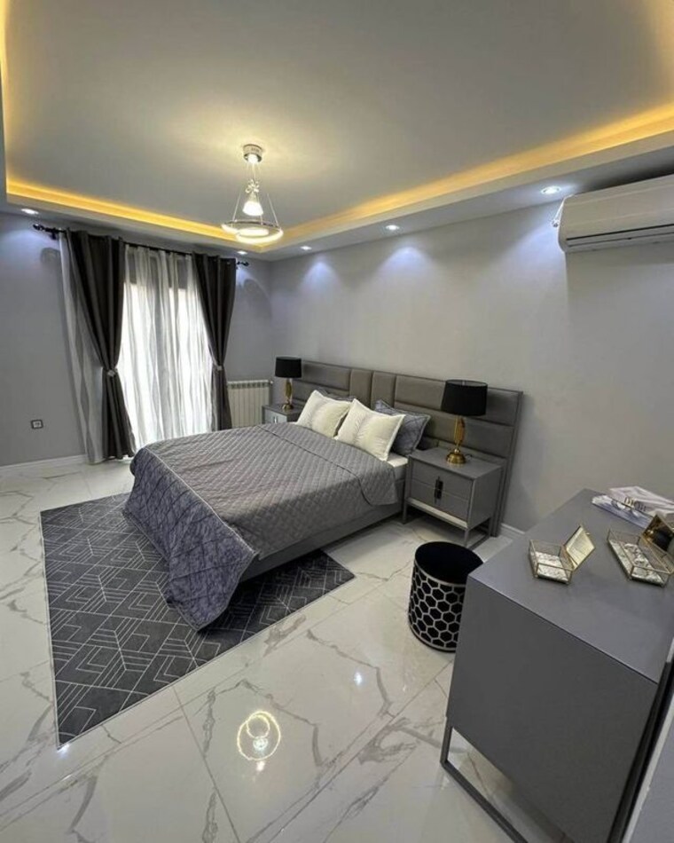 Team Area, ansal-sushant-floors 3 Bedroom 400 Sq.Yd. Builder Floor In Sushant Lok ii Gurgaon 10517985