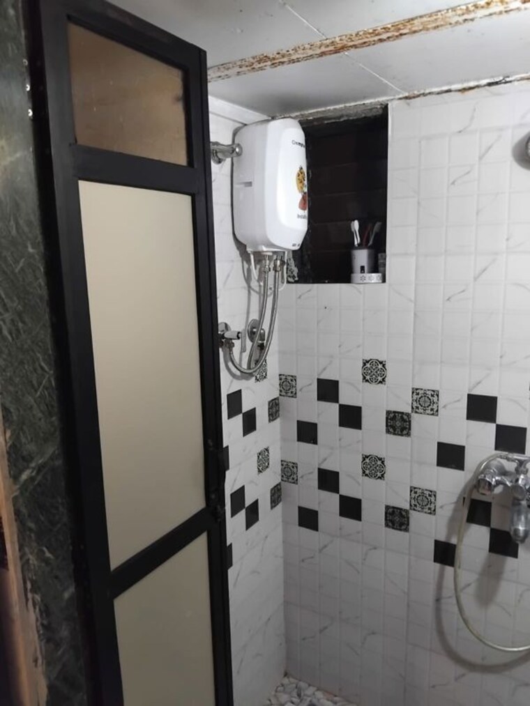 Bathroom, gokuldham-complex 1 RK 278 Sq.Ft. Apartment In Goregaon East Mumbai 10517986