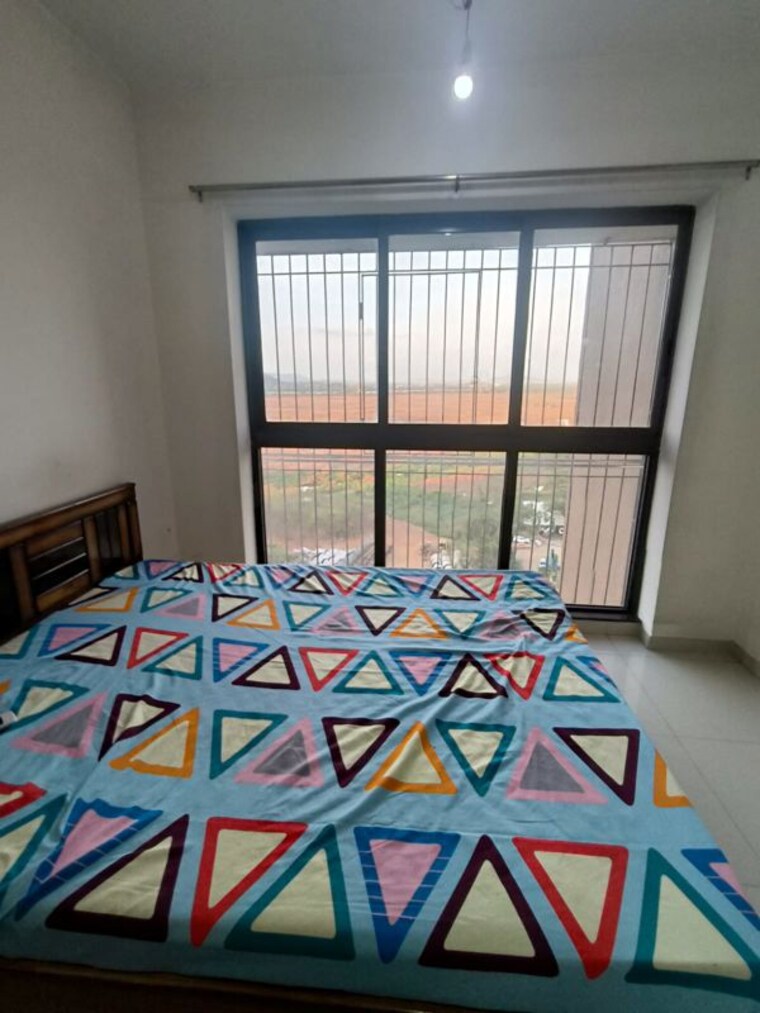 Bedroom, lodha-splendora-river-view 2 Bedroom 670 Sq.Ft. Apartment In Ghodbunder Road Thane 10518045