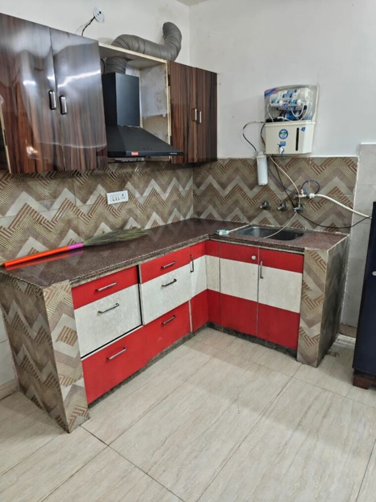 Bedroom, sector 12 4 Bedroom 300 Sq.Yd. Builder Floor In Sector 12 Gurgaon 10518058