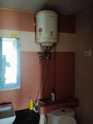 Furnished Amenities in 2.5 BHK Apartment at Mahagun Mywoods, Sector 16c Greater Noida – for Rent