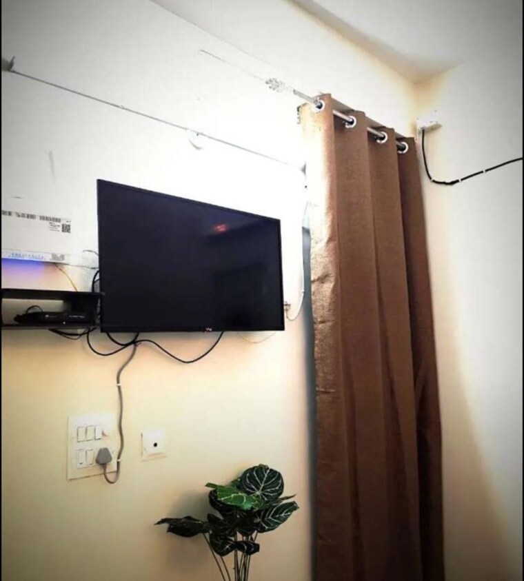 undefined, nk-savitry-enclave 1 Bedroom 400 Sq.Ft. Apartment In Vip Road Zirakpur 10518041