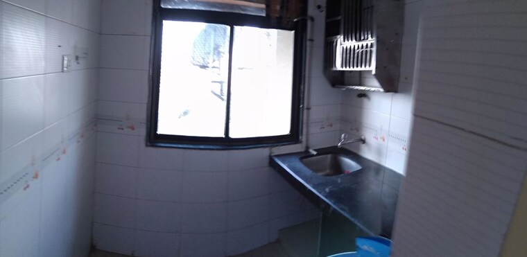 Kitchen, platinum-liviano Commercial Shop 1200 Sq.Ft. In Kamothe Navi Mumbai 10518066