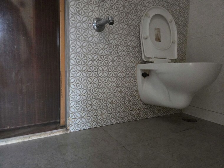 Bathroom, platinum-liviano Commercial Shop 1200 Sq.Ft. In Kamothe Navi Mumbai 10518066