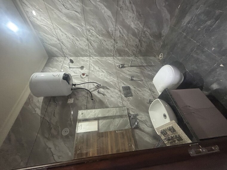 Bathroom, rps-palm-drive 3 Bedroom 125 Sq.Yd. Builder Floor In Sector 88 Faridabad 10518086
