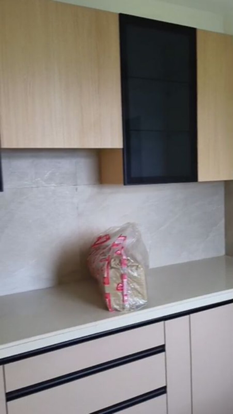 Kitchen, concrete-sai-swayam 2 Bedroom 771 Sq.Ft. Apartment In Chembur Mumbai 10518056