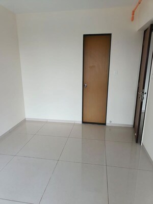 Room in 1 BHK Apartment at Chandak 34 Park Estate, Goregaon West – for Sale