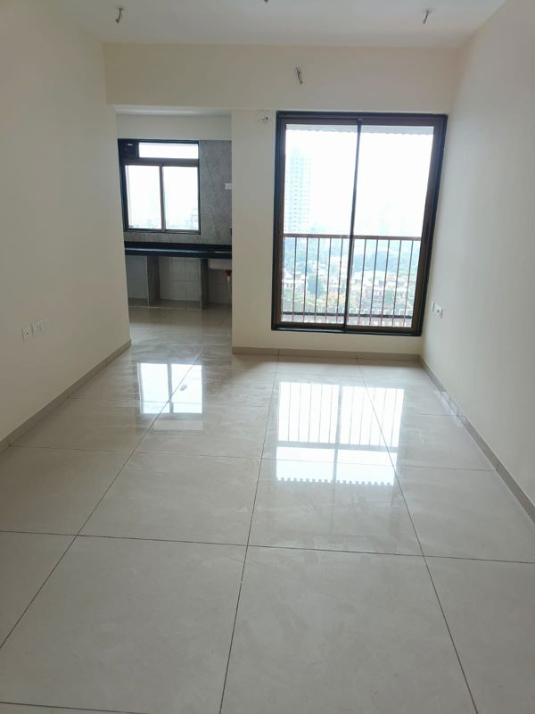 1 BHK 400 Sq.Ft. Apartment in Chandak 34 Park Estate