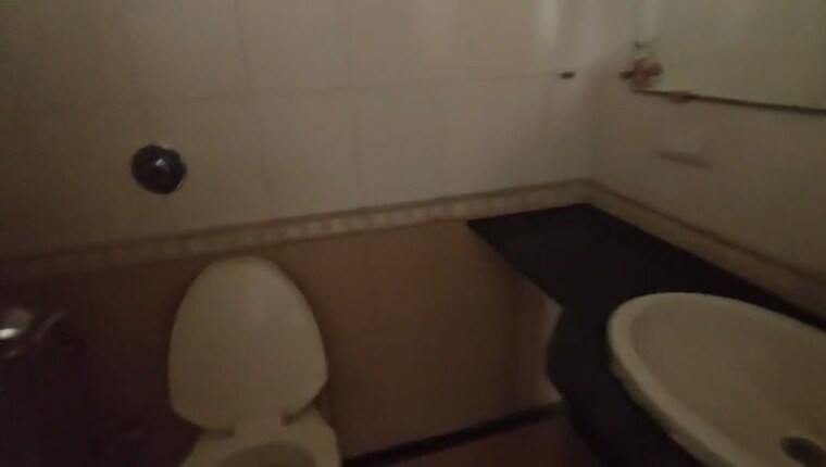 Bathroom, neelkanth-gardens 3 Bedroom 1200 Sq.Ft. Apartment In Chembur Mumbai 10518162