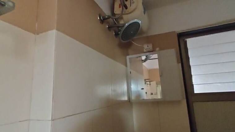 Bathroom, neelkanth-gardens 3 Bedroom 1200 Sq.Ft. Apartment In Chembur Mumbai 10518162