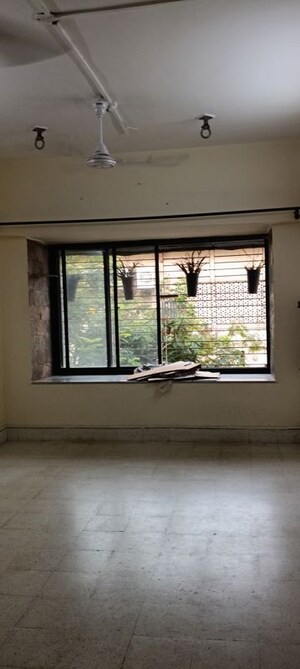 2 BHK Apartment For Rent in Oshiwara Mhada, Andheri West