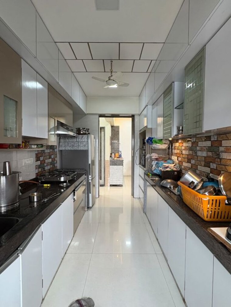 Kitchen, malad west 2 Bedroom 730 Sq.Ft. Apartment In Malad West Mumbai 10518188