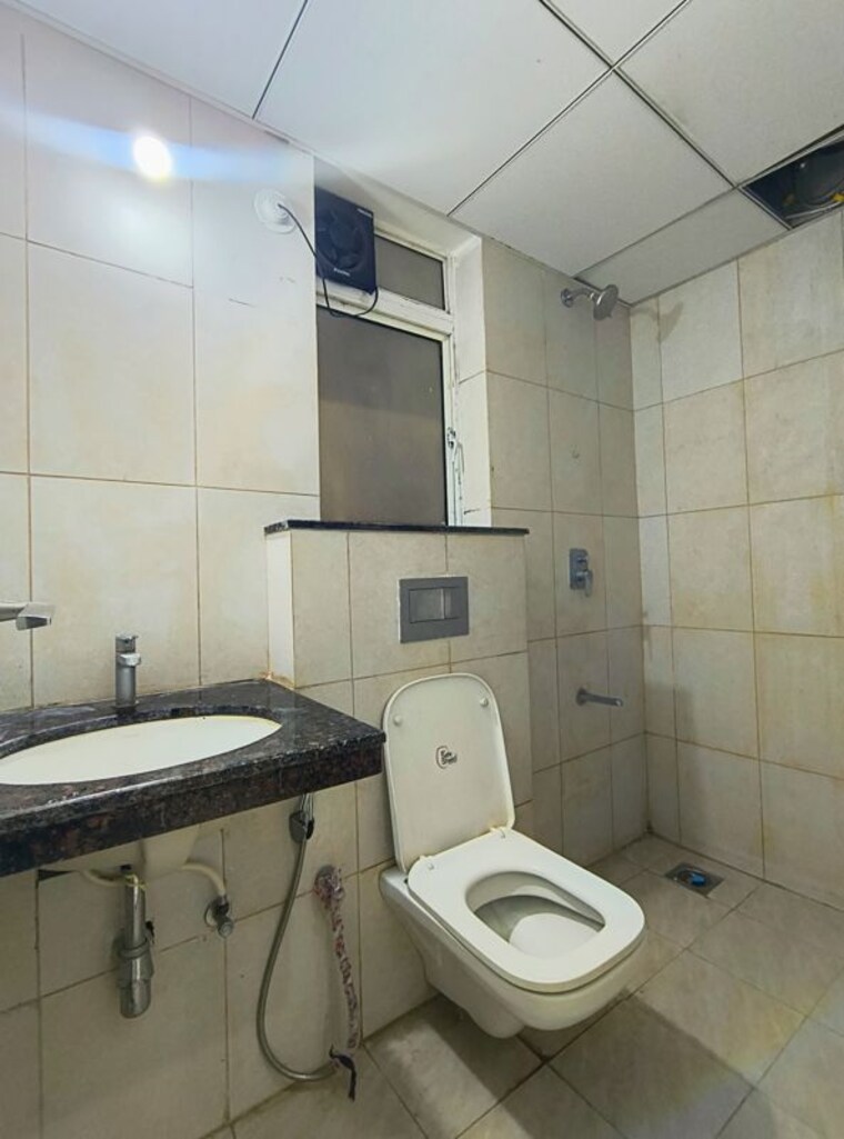 Bathroom, godrej-boulevard 2 Bedroom 750 Sq.Ft. Apartment In Manjari Pune 10518212