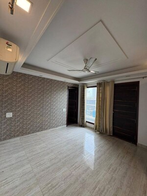 Bedroom in 4 BHK Apartment at BPTP Amstoria, Sector 102 – for Sale