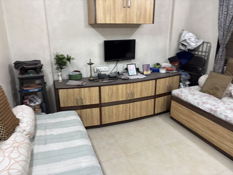 Bedroom, rajiv-chs-matunga 1 Bedroom 300 Sq.Ft. Apartment In Matunga West Mumbai 10518229