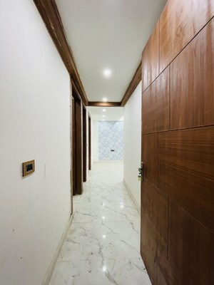 3 BHK Builder Floor – Entrance View at Sector 73 - for Sale