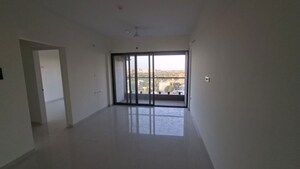 Room in 2 BHK Apartment at Kumar 47 East A, Magarpatta City – for Rent
