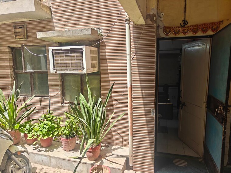 Balcony, rwa-apartments-sector-37 2 Bedroom 1185 Sq.Ft. Apartment In Sector 37 Noida 10518303