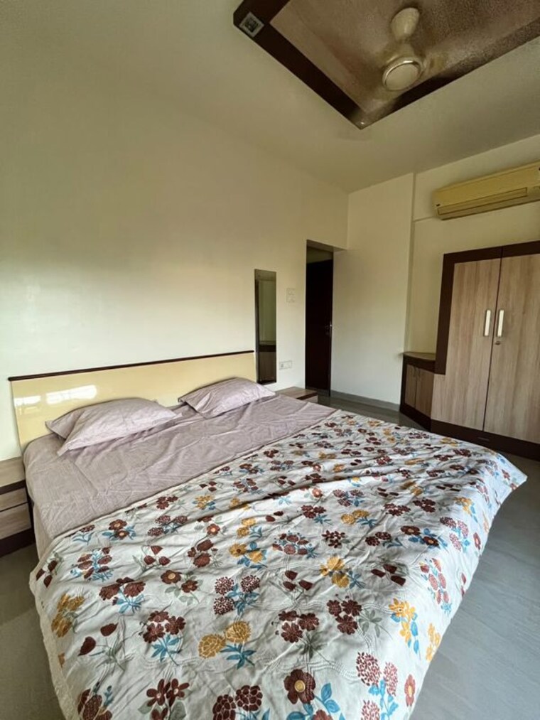 Bedroom, pentagon-queens-tower-phase-ii 3 Bedroom 1600 Sq.Ft. Apartment In Aundh Pune 10518333