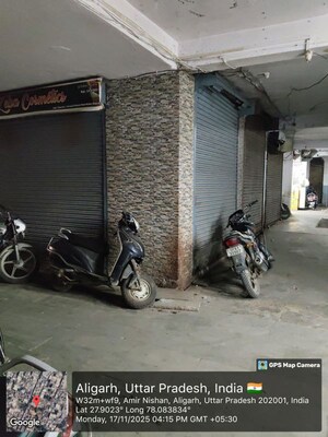  Shop For Sale in Amir Nishan