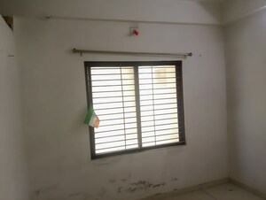 Room in  Apartment at Gorwa – for Sale