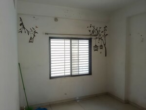 Room in  Apartment at Gorwa – for Sale