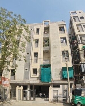  Apartment For Sale in Satyam Park