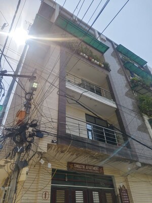  Apartment For Sale in Vipin Garden