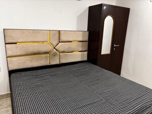 Bedroom in 2 BHK Apartment at Saket – for Rent