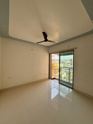 Room in 2 BHK Apartment at Steel City Elite, Ulwe – for Rent