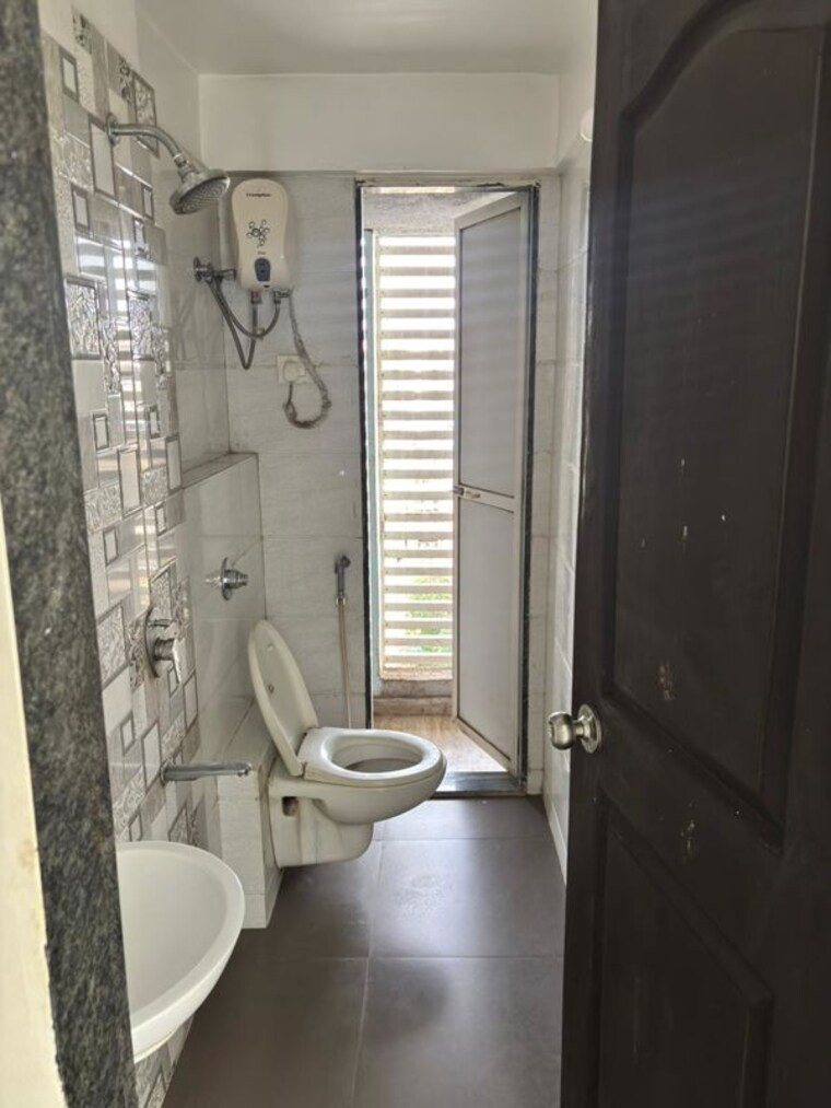 Bathroom, steel-city-elite 2 Bedroom 1150 Sq.Ft. Apartment In Ulwe Navi Mumbai 10518543