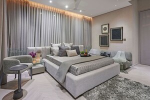Bedroom in 4 BHK Apartment at Indiabulls Sky Forest, Lower Parel – for Rent