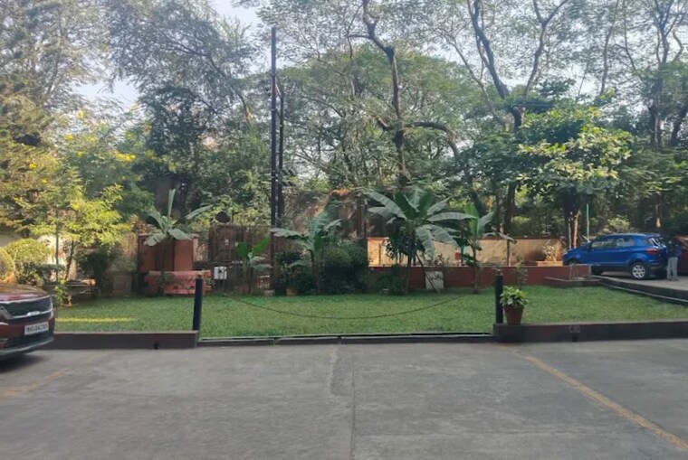 Garden, kalpataru-sunrise-grande 3 Bedroom 1100 Sq.Ft. Apartment In Kolshet Road Thane 10518634