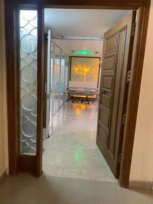 Building Lobby in  Office Space in IT/SEZ at RWA Residential Society, Sector 40 – for Rent