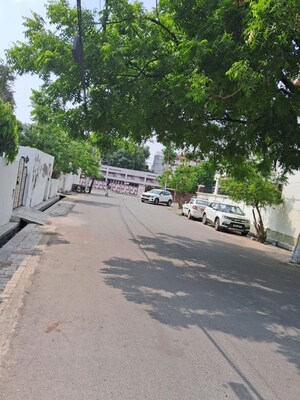Parking in 6+ BHK Villa at Indira Nagar – for Sale