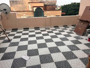 Kitchen in 2 BHK Builder Floor at Sector 31 – for Rent