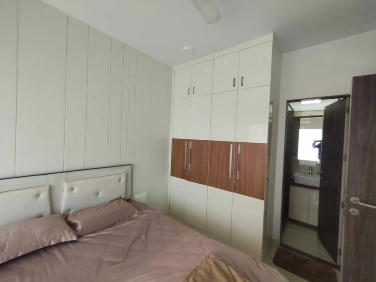 Bathroom, tapovan-apartment-malad-east 2 Bedroom 600 Sq.Ft. Apartment In Malad East Mumbai 10518696