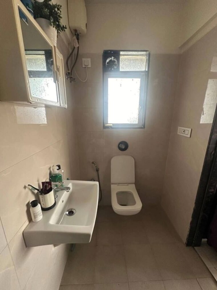 Bathroom, tapovan-apartment-malad-east 2 Bedroom 600 Sq.Ft. Apartment In Malad East Mumbai 10518696