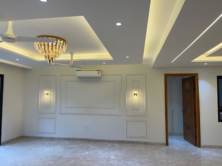 Room, sector 45 4 Bedroom 350 Sq.Yd. Builder Floor In Sector 45 Gurgaon 10518693