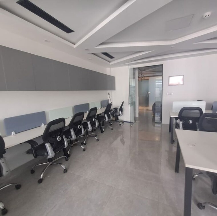  Parking, advant-navis-business-park Commercial Office Space 1700 Sq.Ft. In Sector 142 Noida 9305458