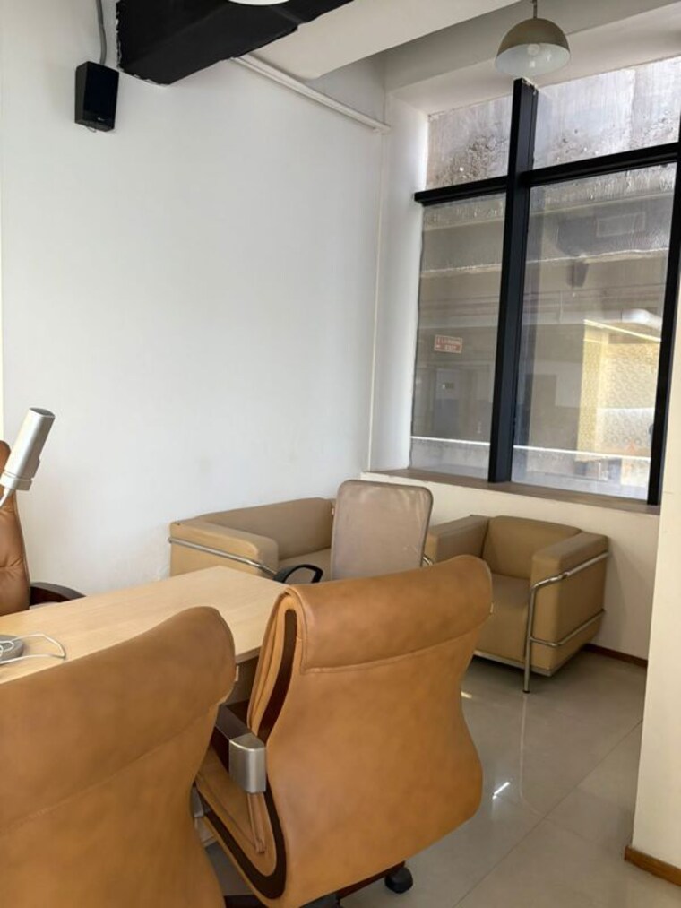 Team Area, advant-navis-business-park Commercial Office Space 2700 Sq.Ft. In Sector 142 Noida 10325651