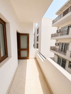 Building Lobby in 3 BHK Builder Floor at Sector 15 – for Rent