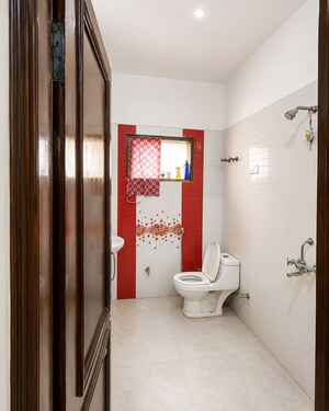 Building Lobby in 3 BHK Builder Floor at Sector 15 – for Rent