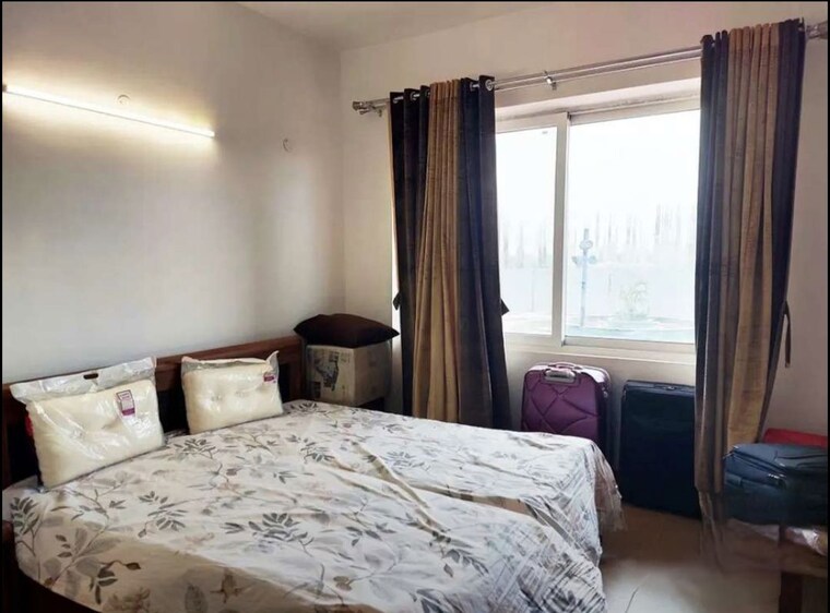 Bedroom, suraj-oranje-castle 4 Bedroom 2300 Sq.Ft. Apartment In Gomti Nagar Lucknow 10518712